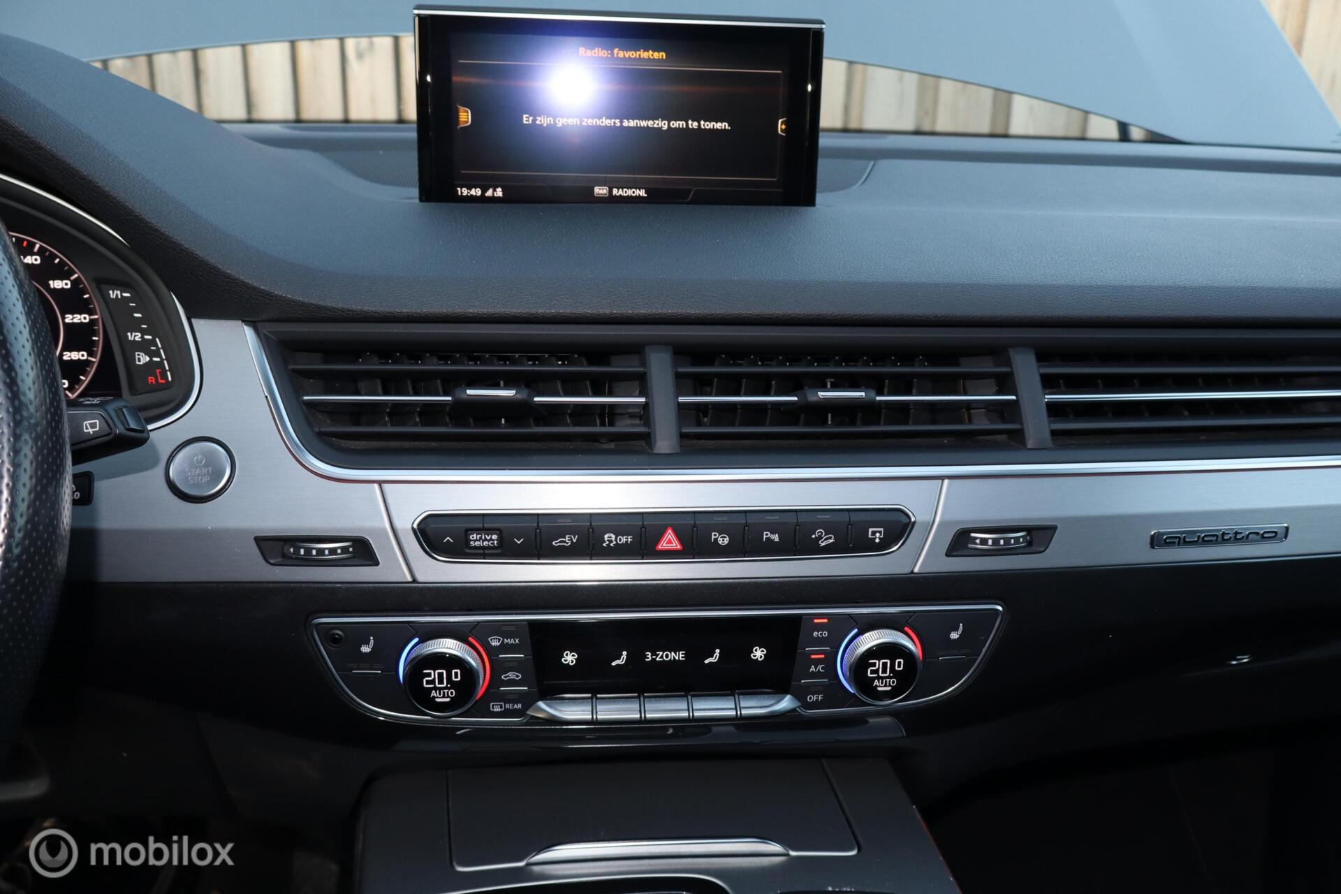 Foto van Audi Q7 E-tron
