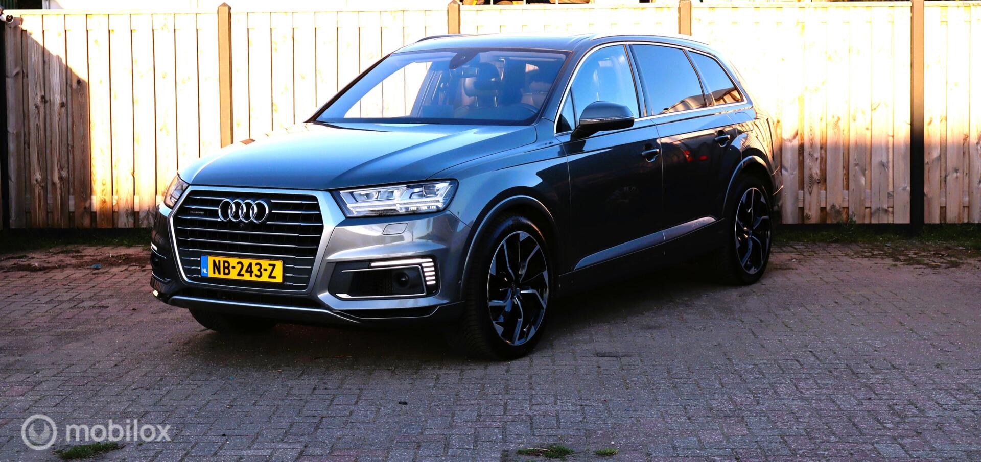 Foto van Audi Q7 E-tron