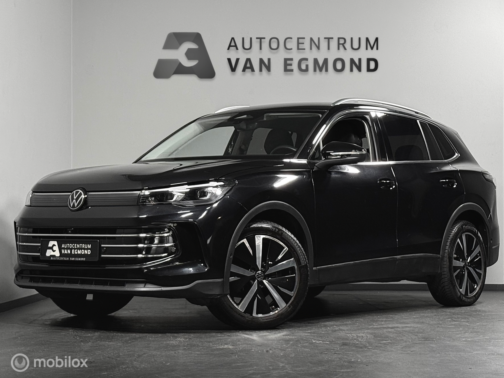 Volkswagen Tiguan 1.5 eTSI Elegance | TREKHAAK | 360 | ACC 2024 - voorkant