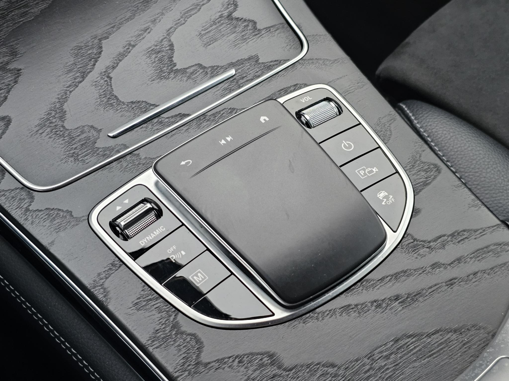 Foto van Mercedes-Benz GLC 300 E 4Matic
