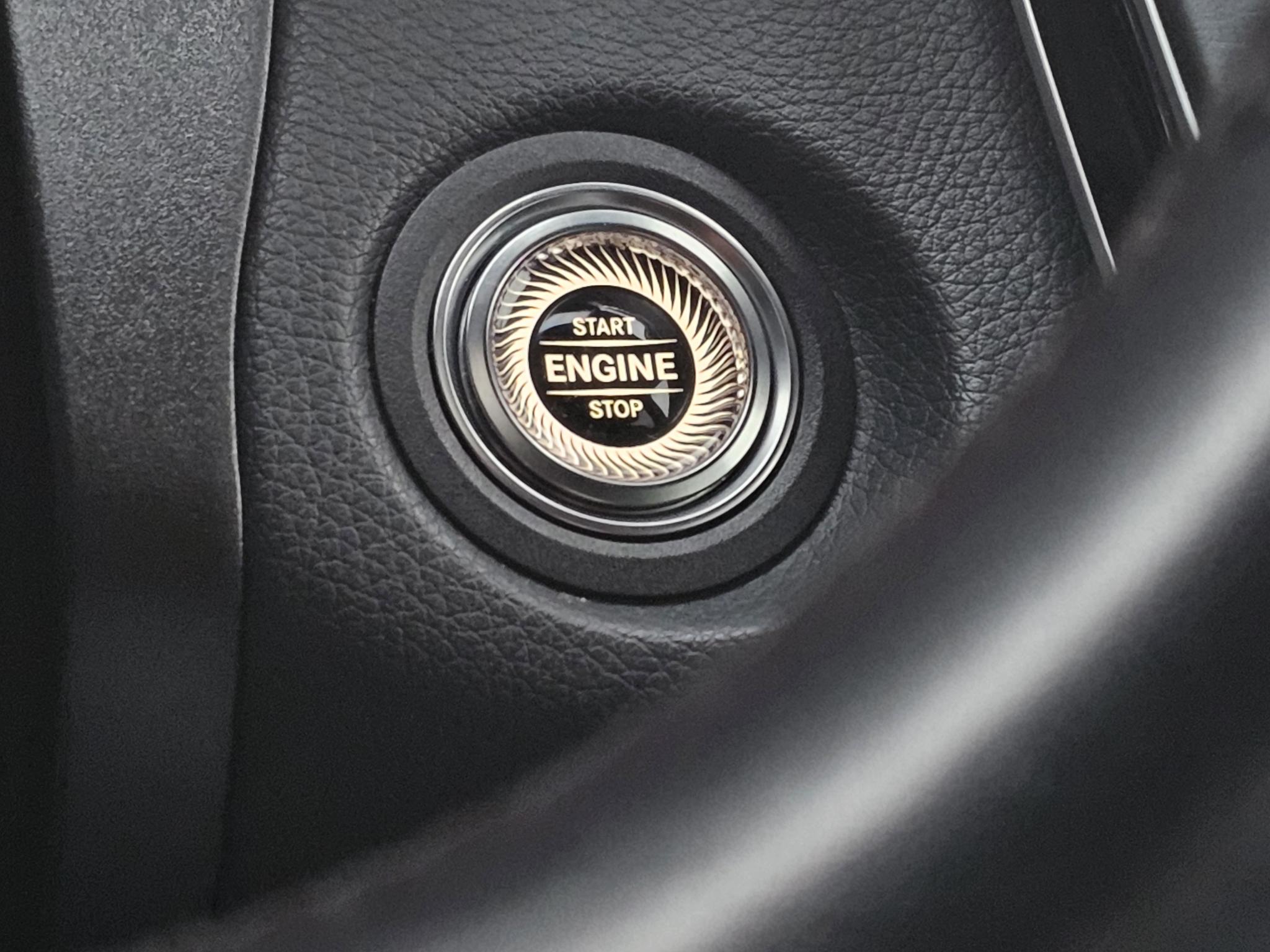Foto van Mercedes-Benz GLC 300 E 4Matic