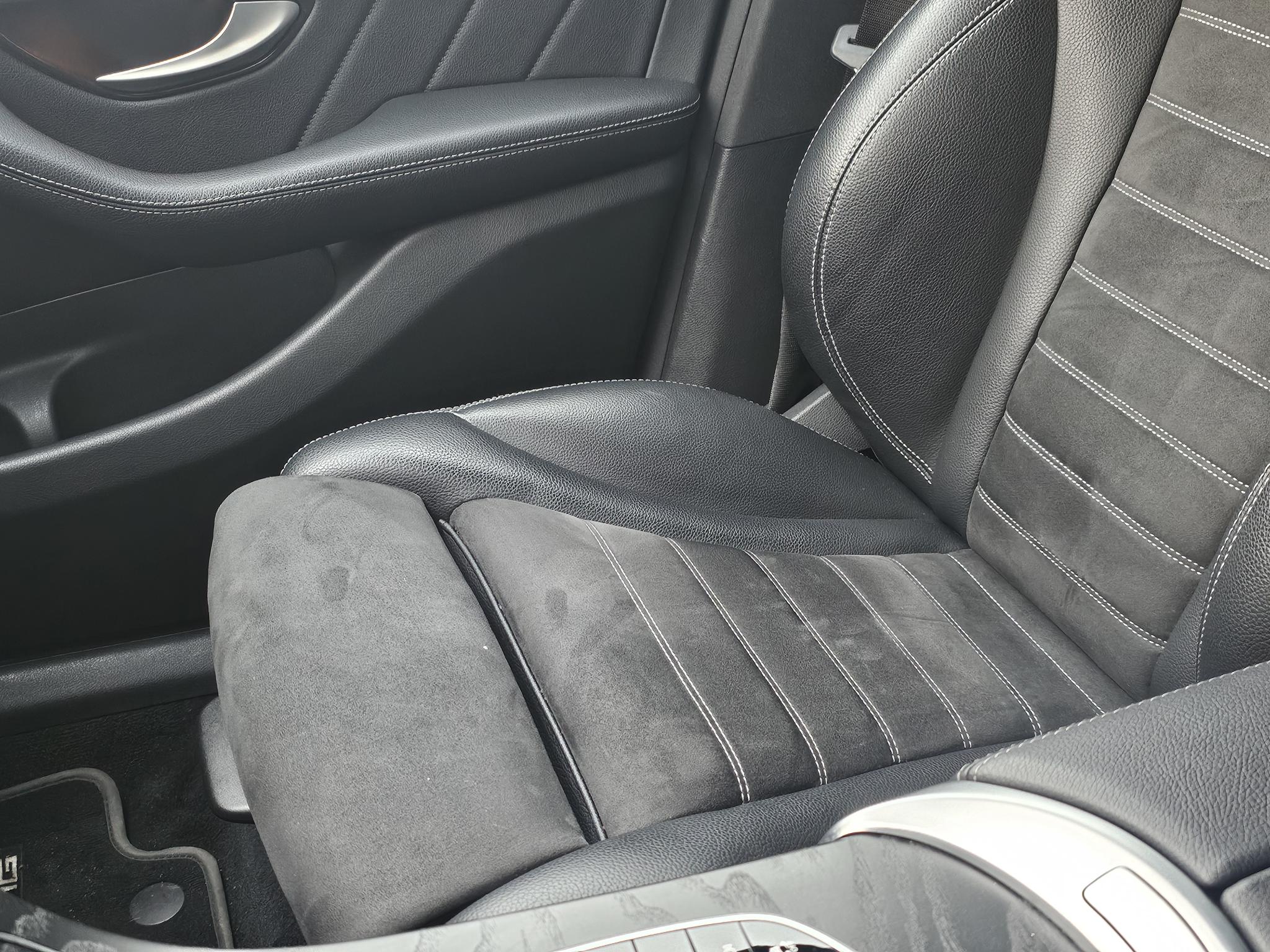 Foto van Mercedes-Benz GLC 300 E 4Matic