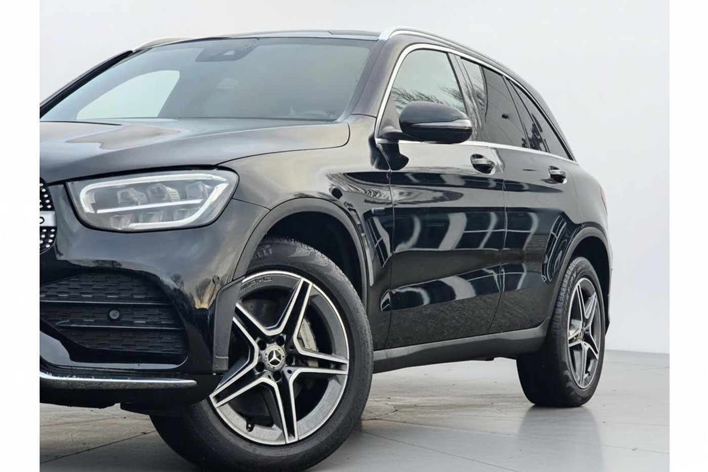 Foto van Mercedes-Benz GLC 300 E 4Matic