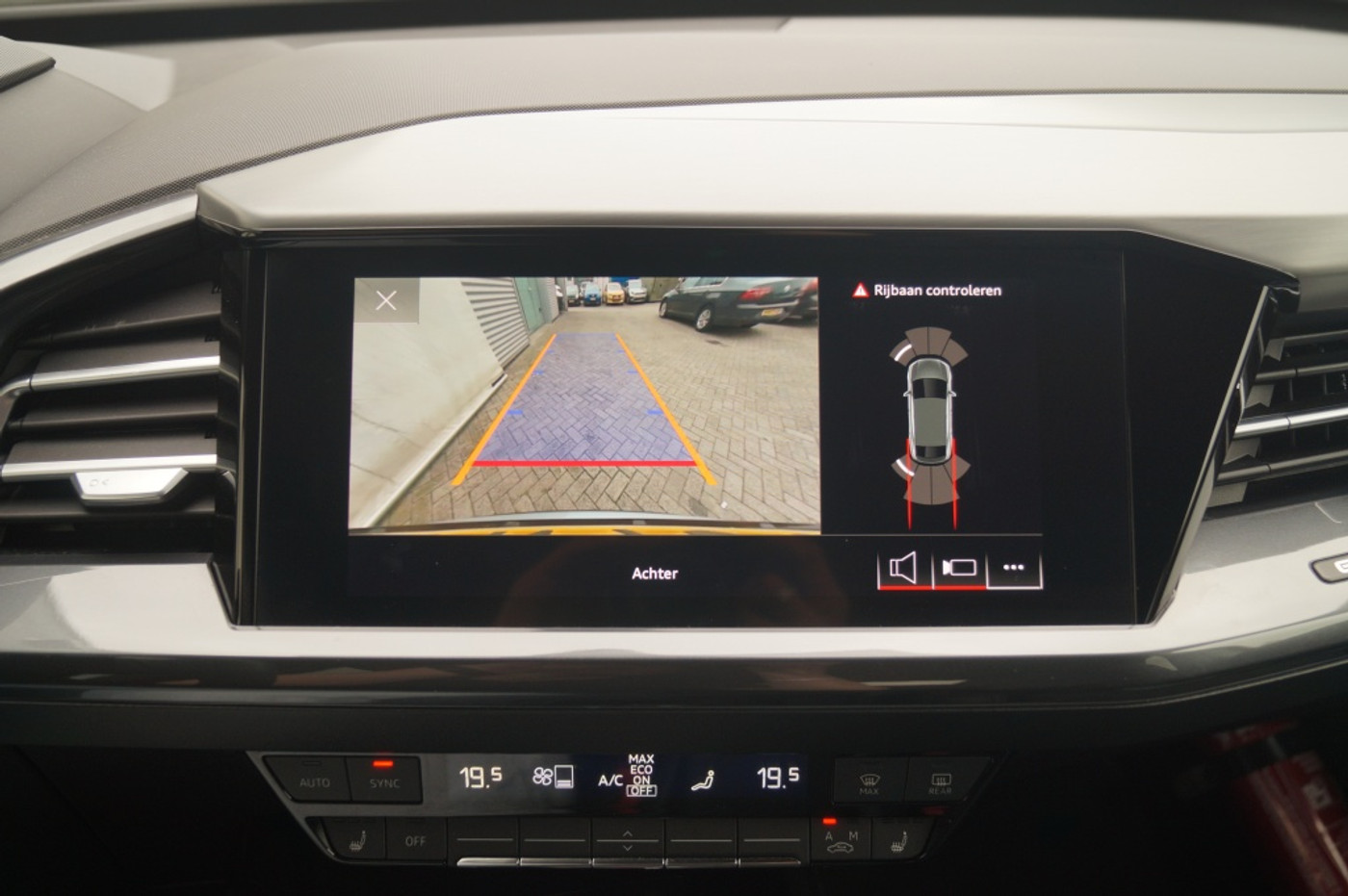 Foto van Audi Q4 Sportback 40 E-tron