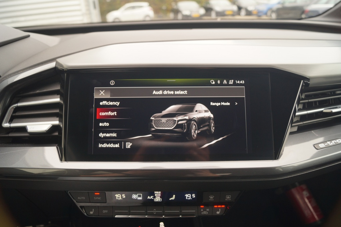 Foto van Audi Q4 Sportback 40 E-tron