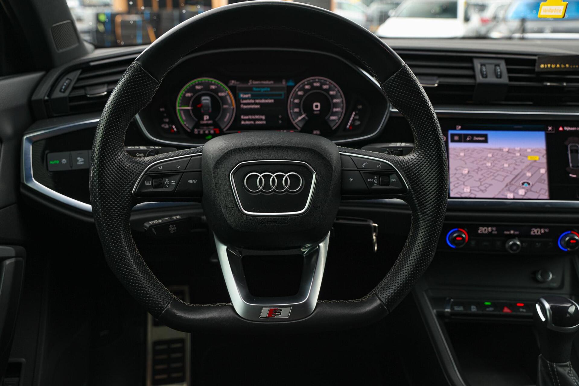 Foto van Audi Q3 Sportback E-tron