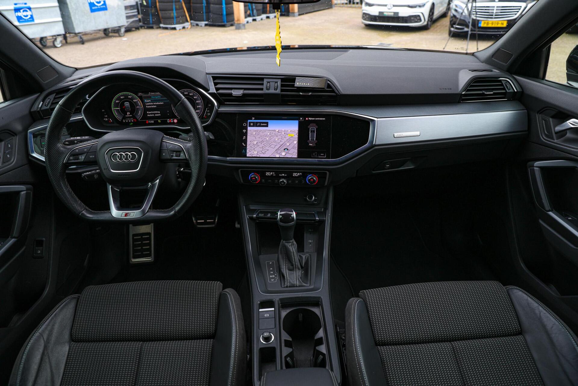Foto van Audi Q3 Sportback E-tron