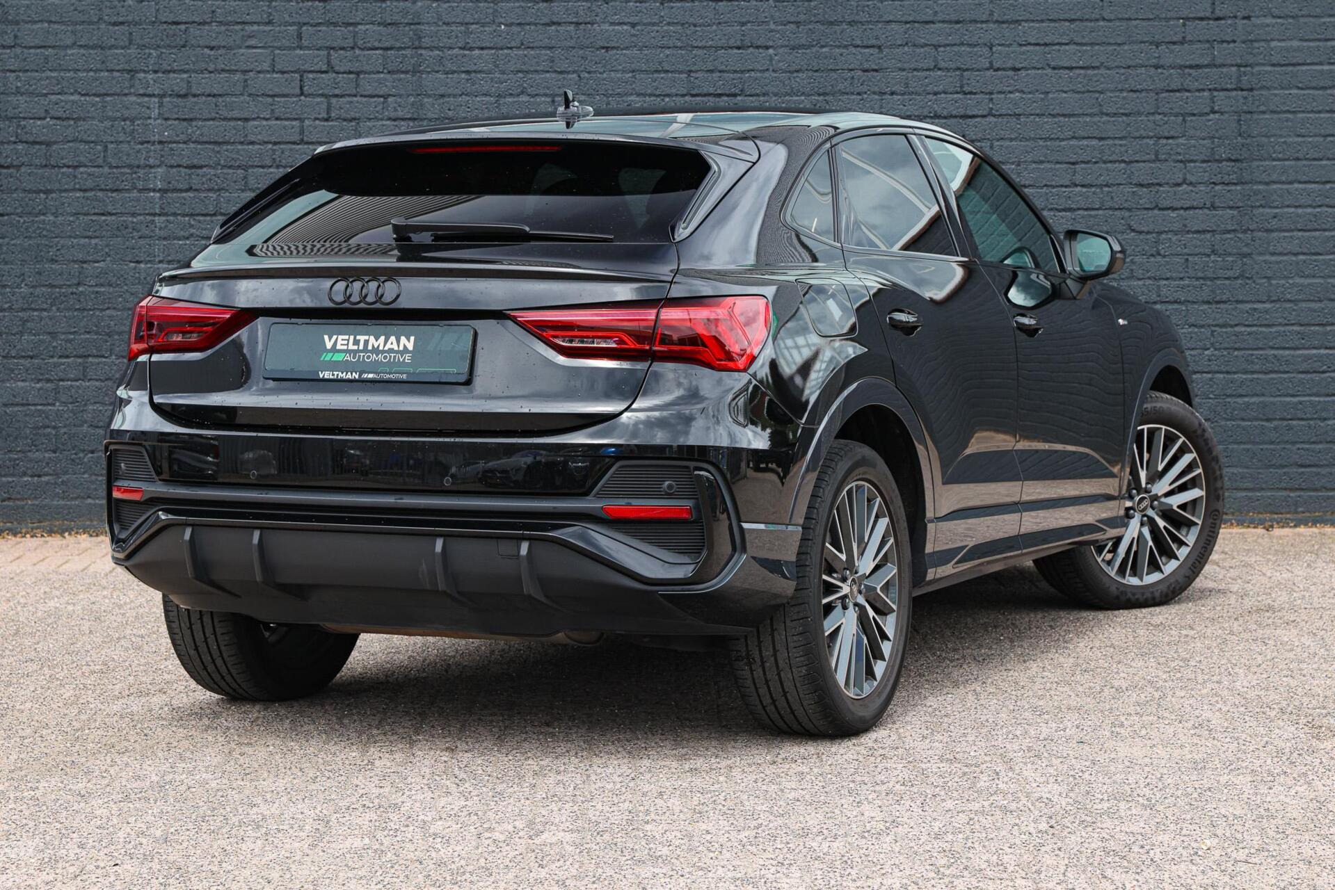 Foto van Audi Q3 Sportback E-tron