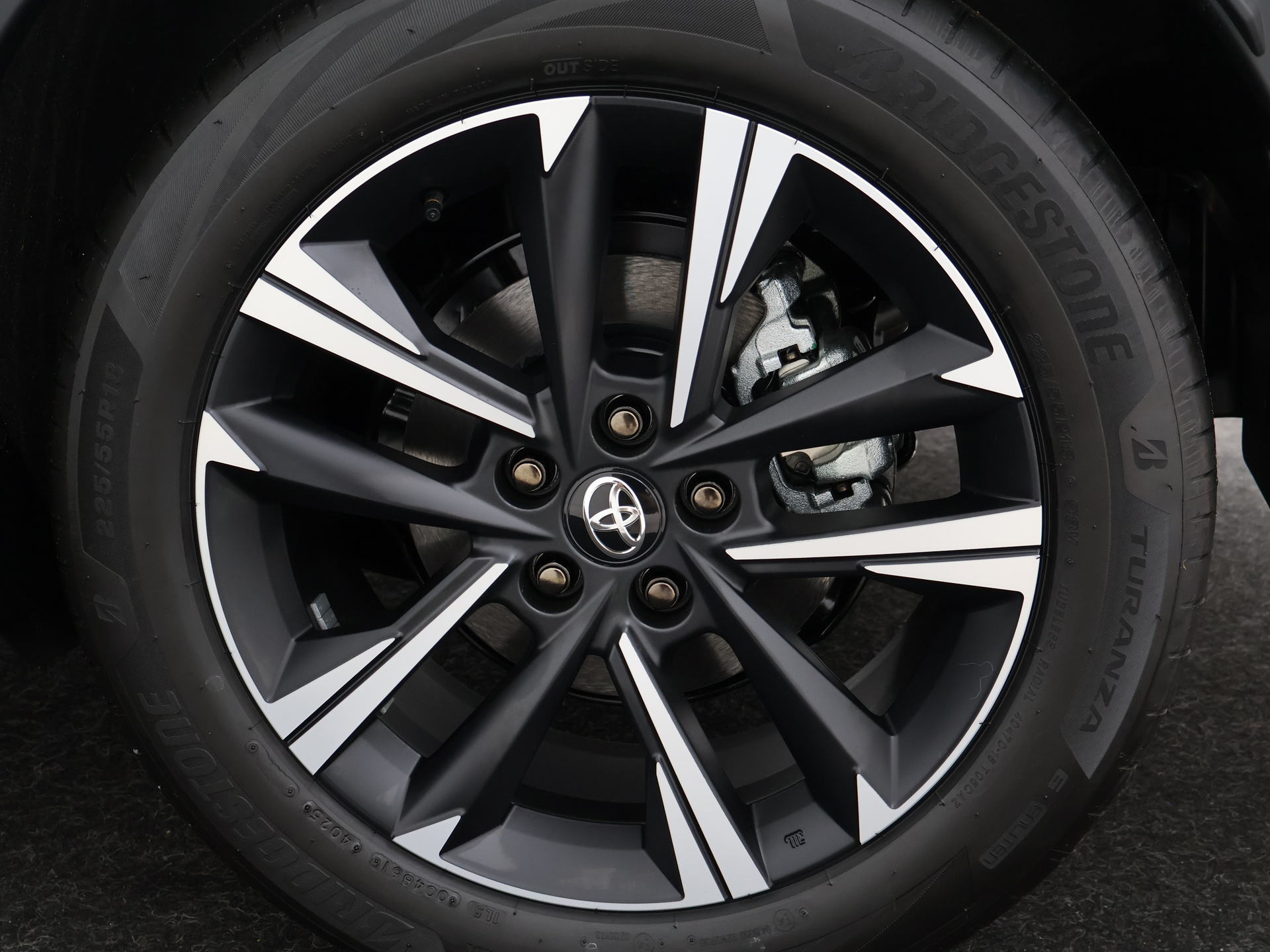 Foto van Toyota Toyota C-hr