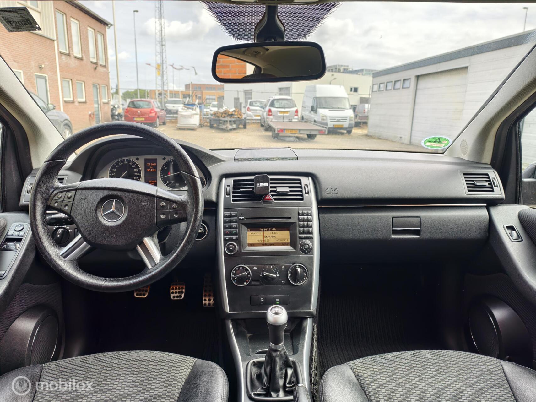 Foto van Mercedes-Benz B 160