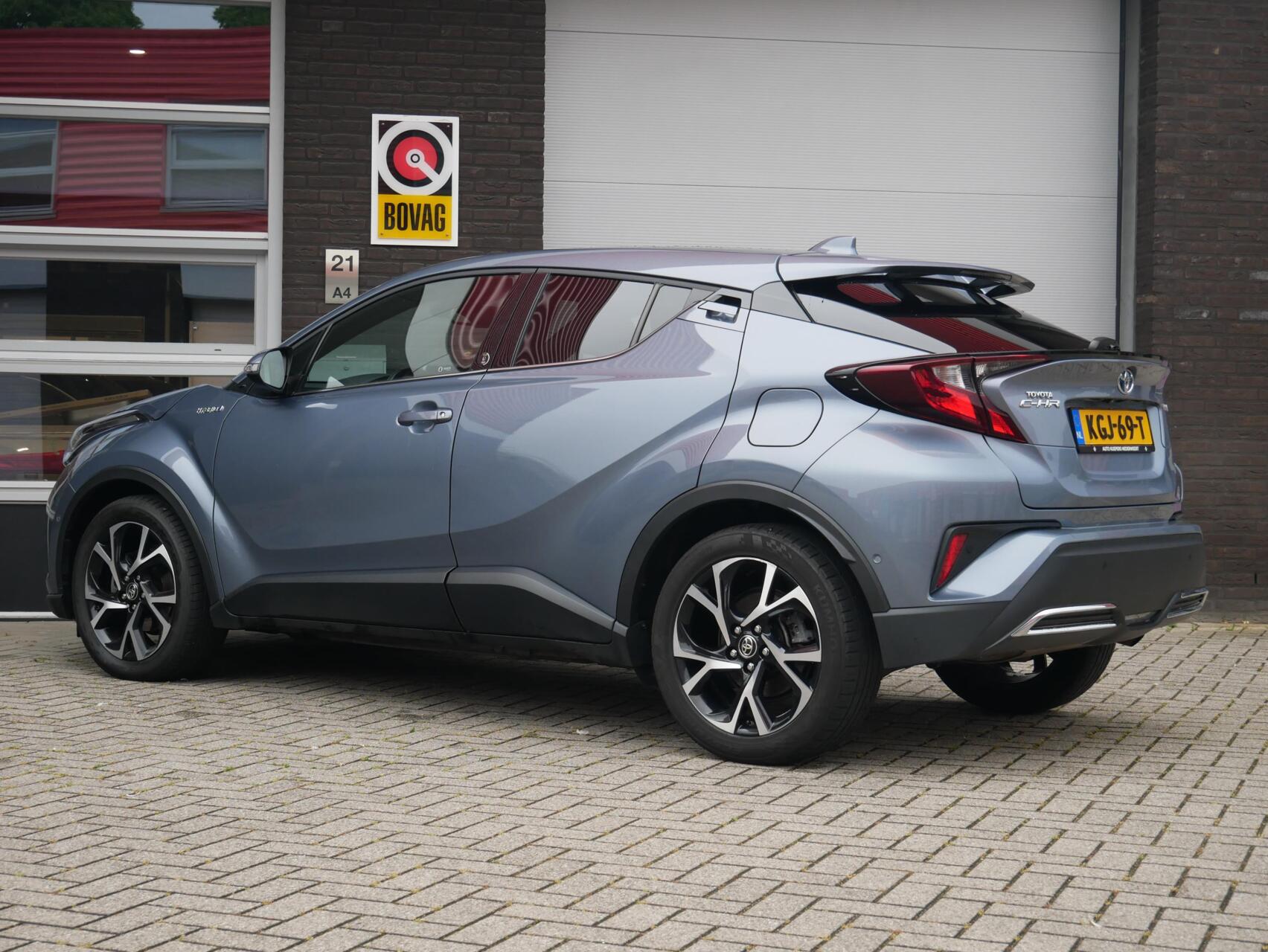 Foto van Toyota Toyota C-hr