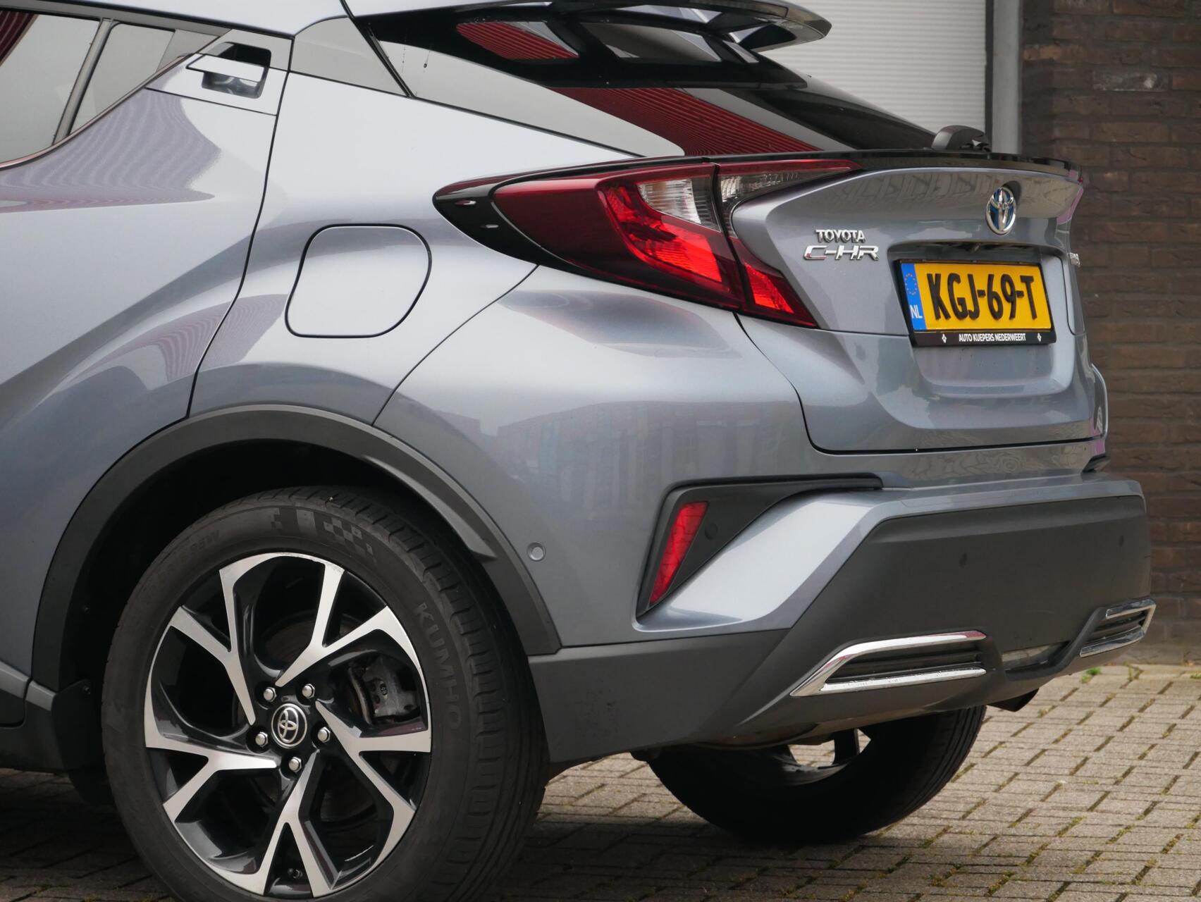 Foto van Toyota Toyota C-hr