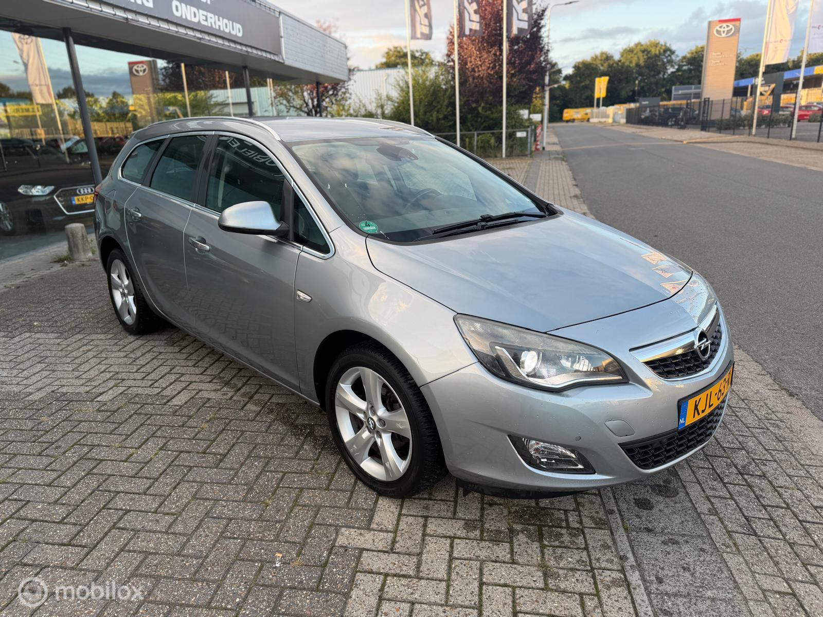 Foto van Opel Astra Sports Tourer
