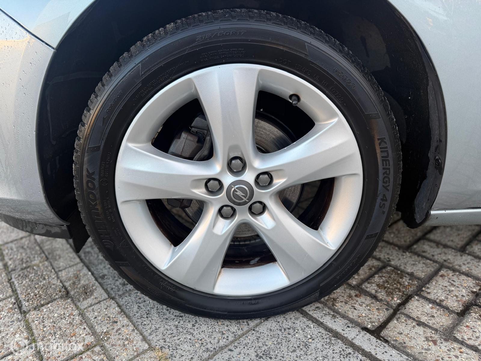 Foto van Opel Astra Sports Tourer