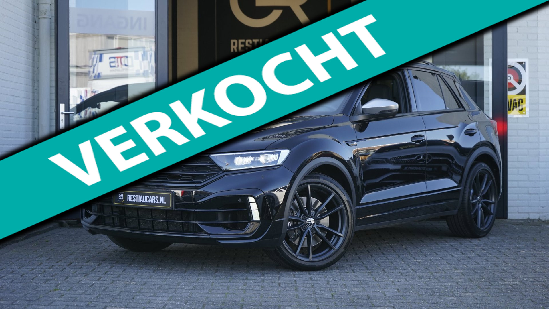 Volkswagen T-roc R 2.0 TSI 4Motion AUTOMAAT-ACC-BEATS-CAMERA-FULL LED-KEYLESS-LEDER-NAVIGATIE-PANORAMA-VIRTUEEL 2022 - voorkant