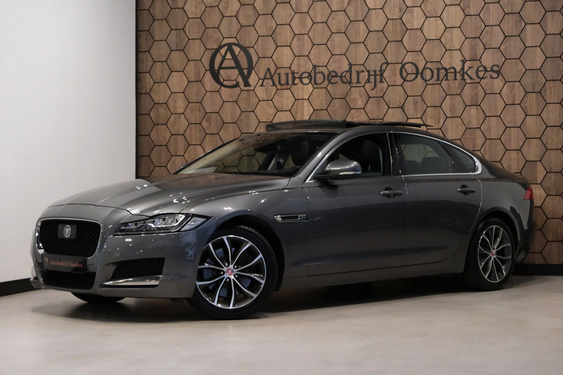 Foto van Jaguar Jaguar XF