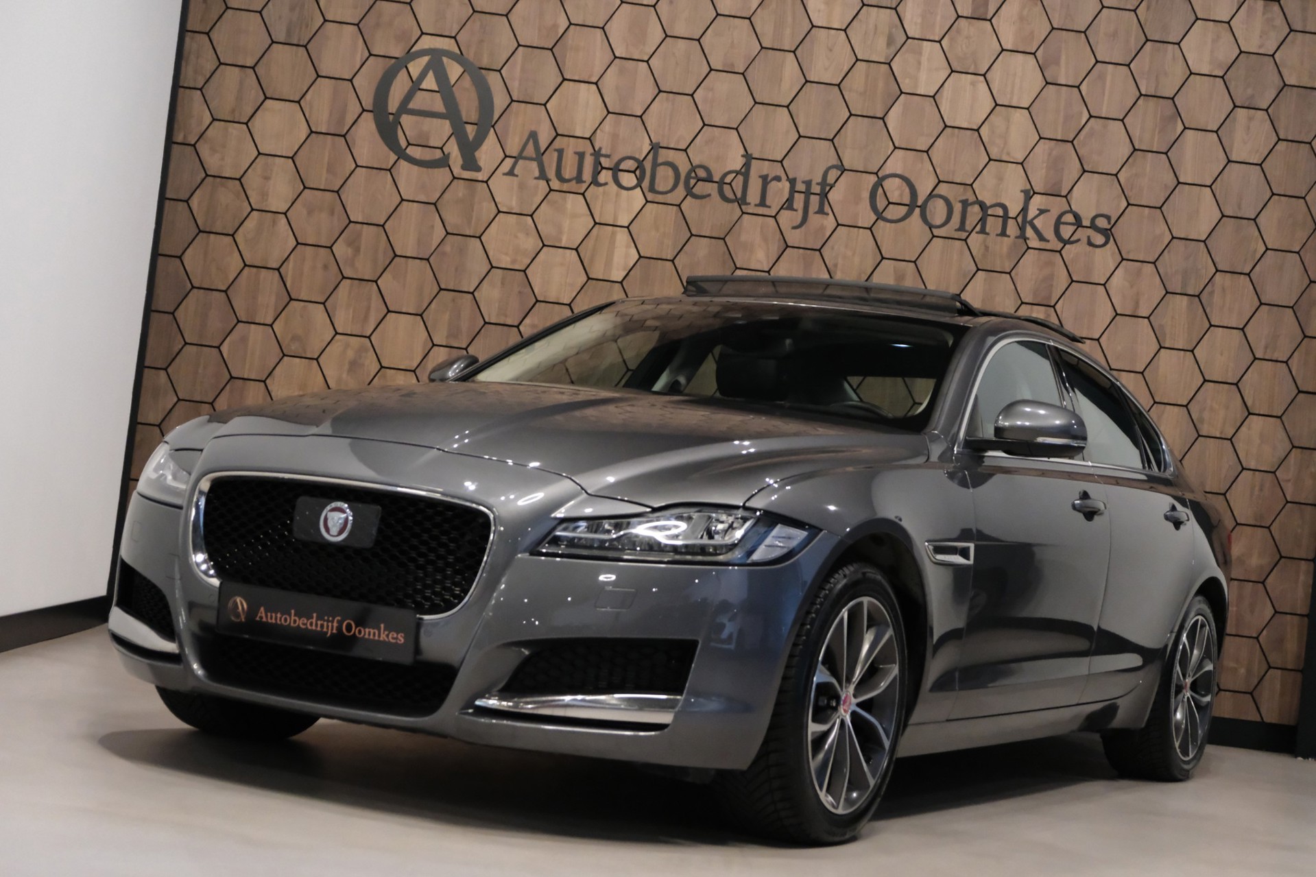 Foto van Jaguar Jaguar XF