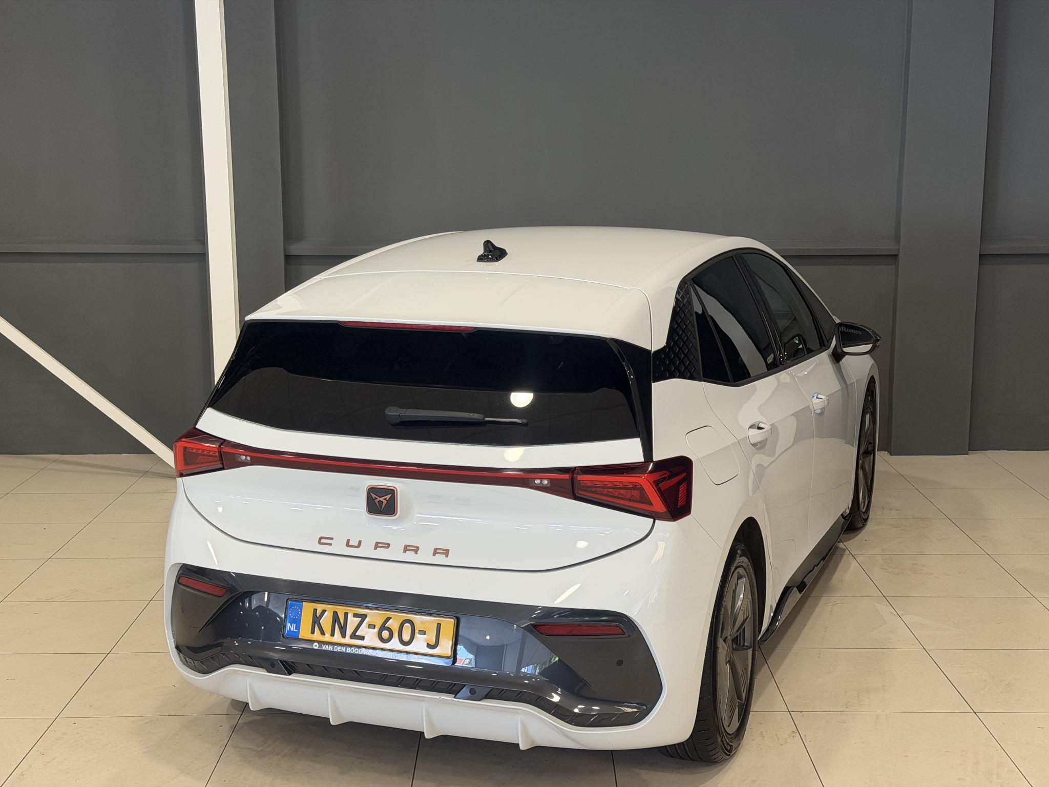 Foto van Cupra Born 150 KW 58/62 KWH