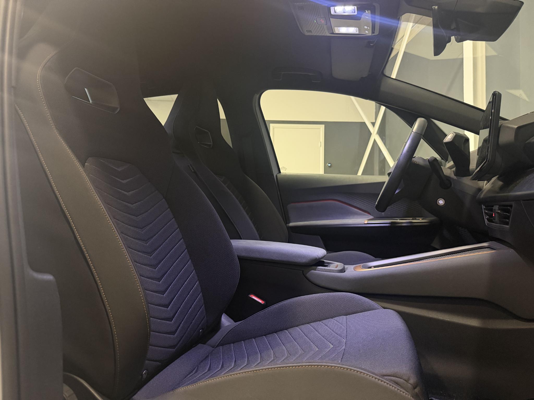 Foto van Cupra Born 150 KW 58/62 KWH