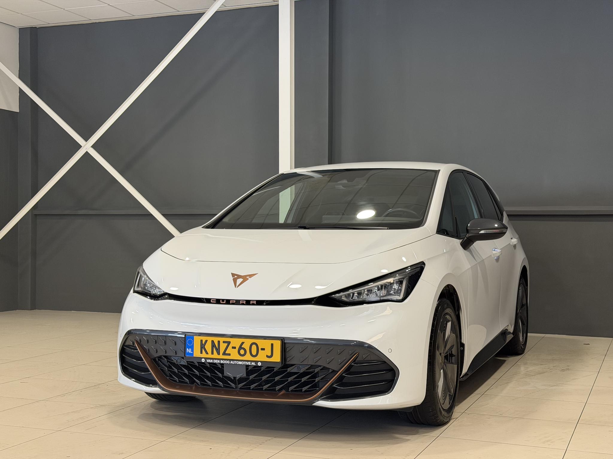 Foto van Cupra Born 150 KW 58/62 KWH