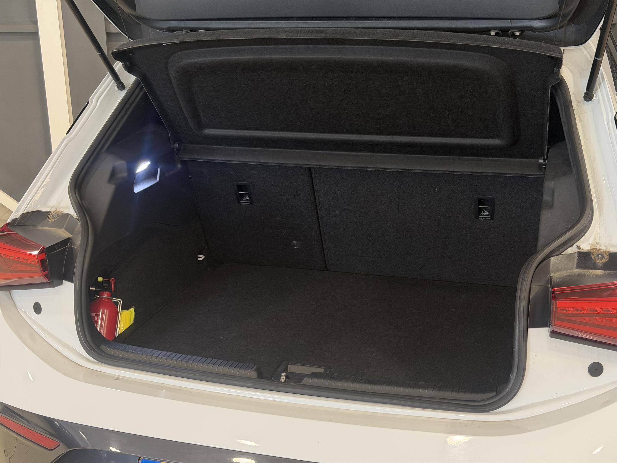 Foto van Cupra Born 150 KW 58/62 KWH