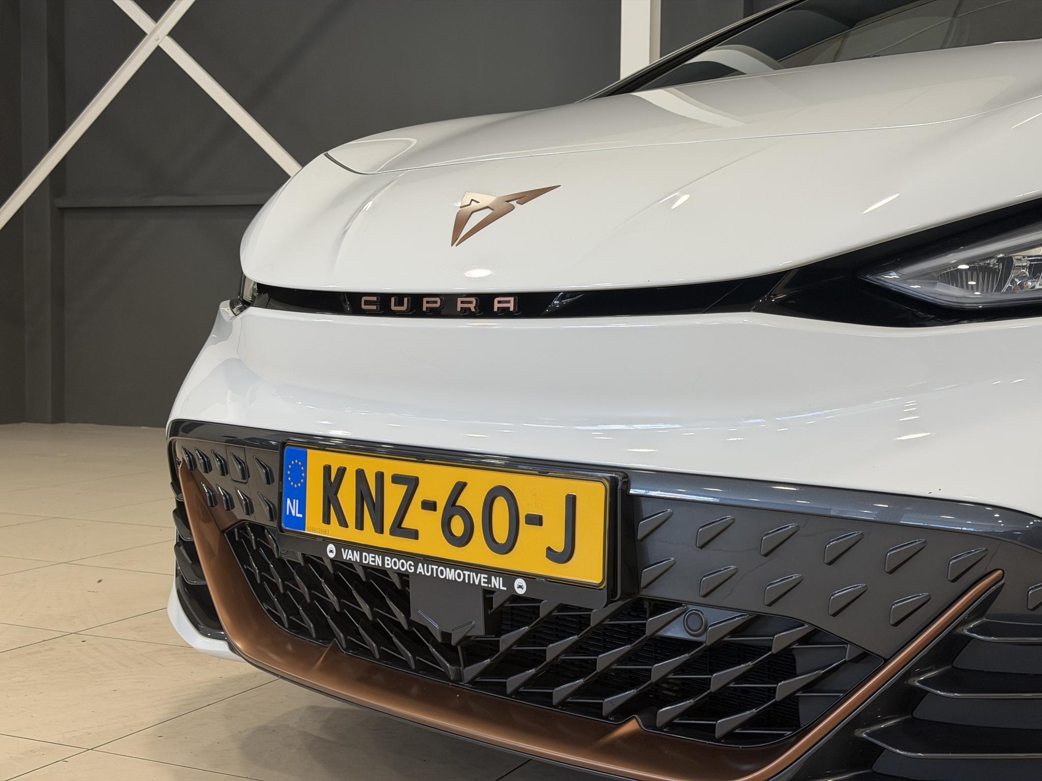 Foto van Cupra Born 150 KW 58/62 KWH
