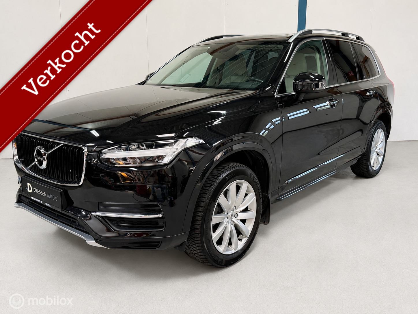 Volvo Xc90 2.0 T5 AWD Momentum 7-ZITPLAATSEN / PANO 2017 - voorkant