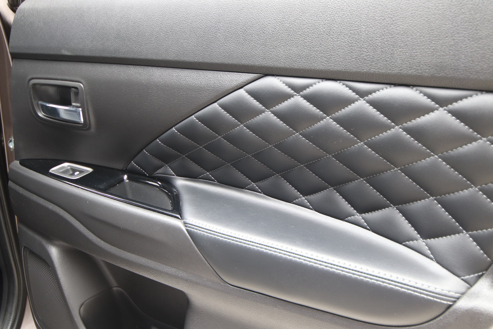 Foto van Mitsubishi Mitsubishi Outlander