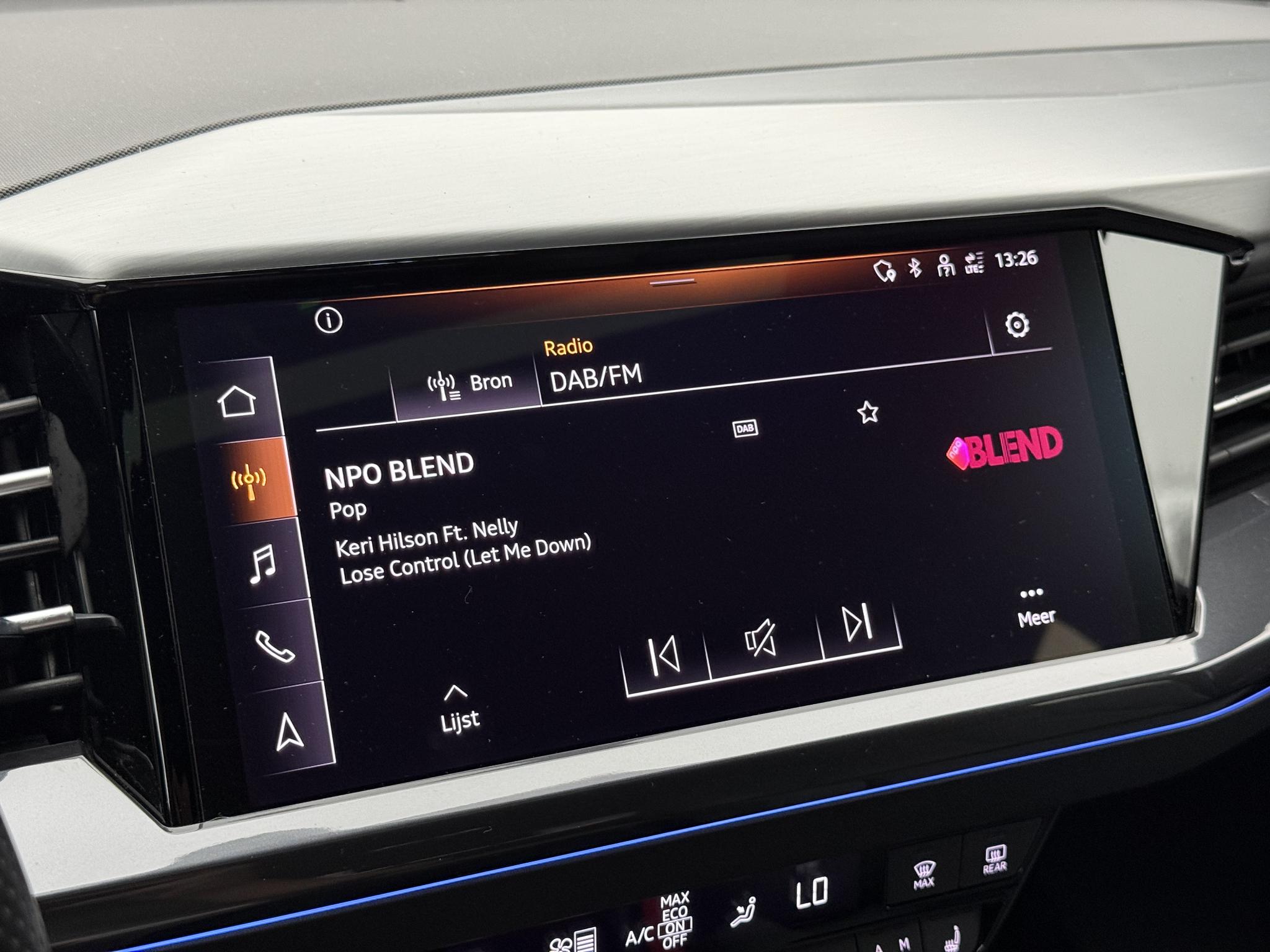 Foto van Audi Q4 50 E-tron