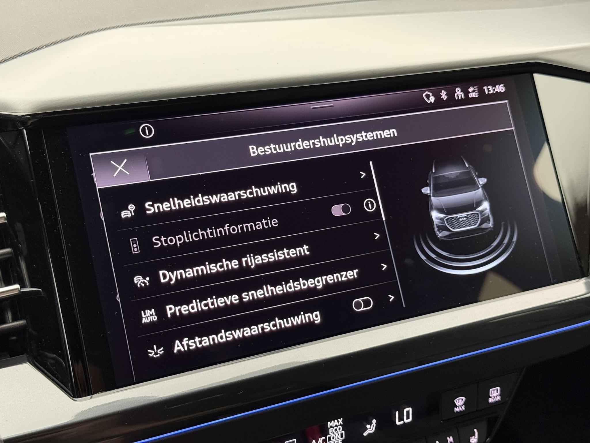 Foto van Audi Q4 50 E-tron