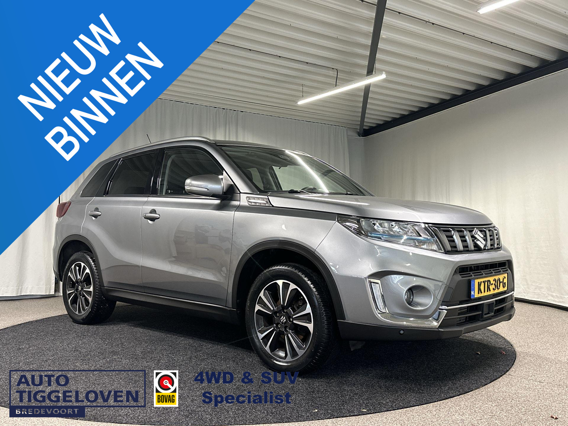 Suzuki Vitara 1.4 Boosterjet Style Smart Hybrid 2023 - voorkant