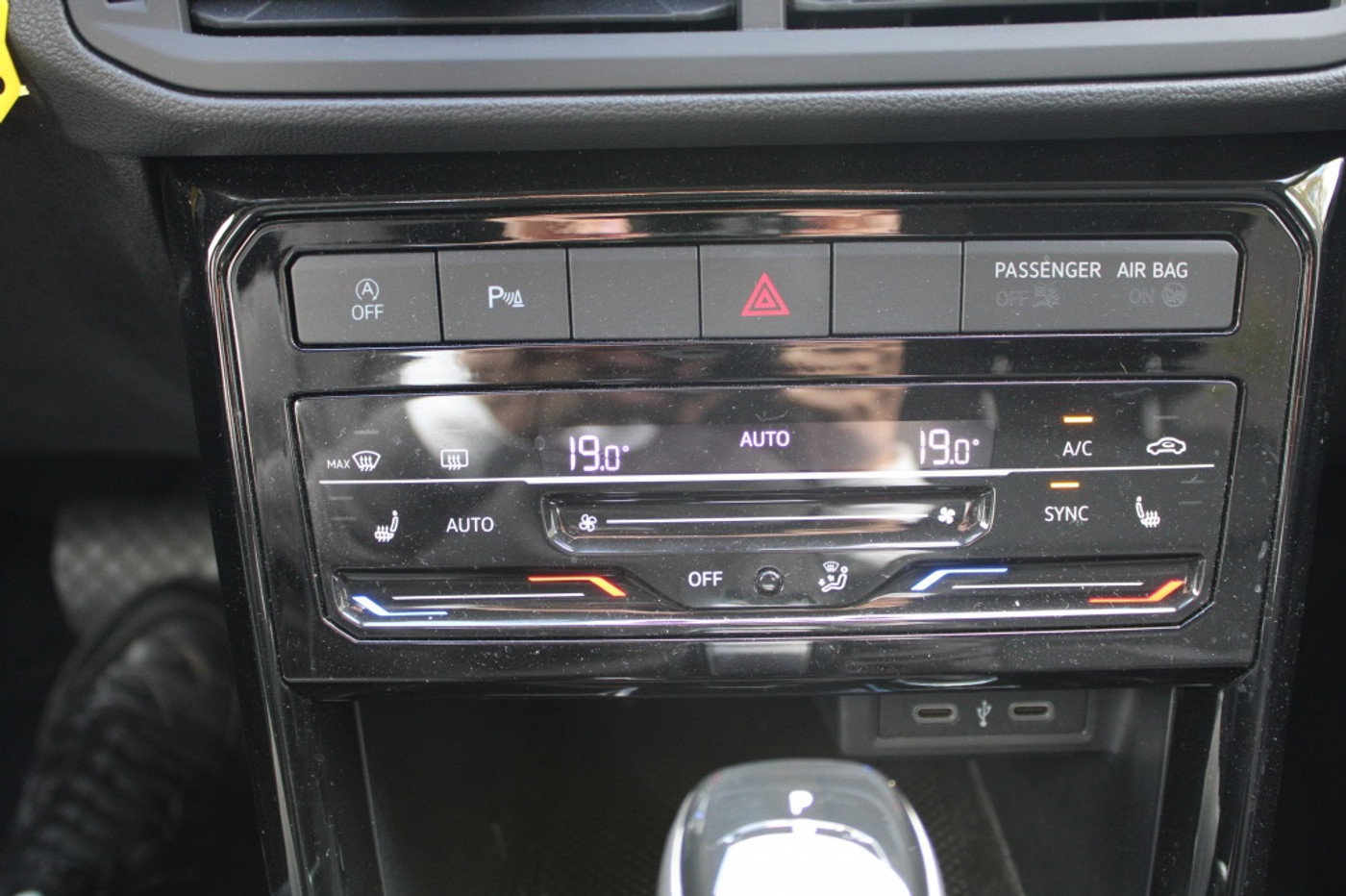 Foto van Volkswagen T-cross