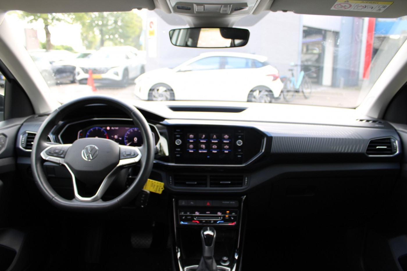 Foto van Volkswagen T-cross
