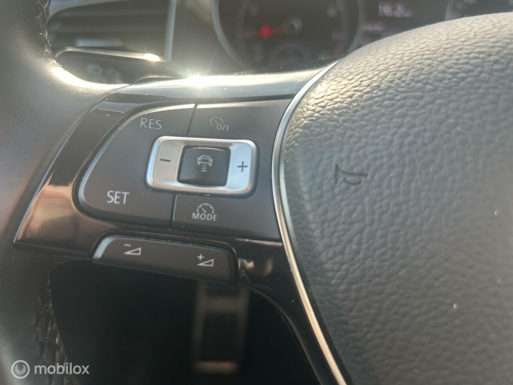 Foto van Volkswagen Golf Sportsvan