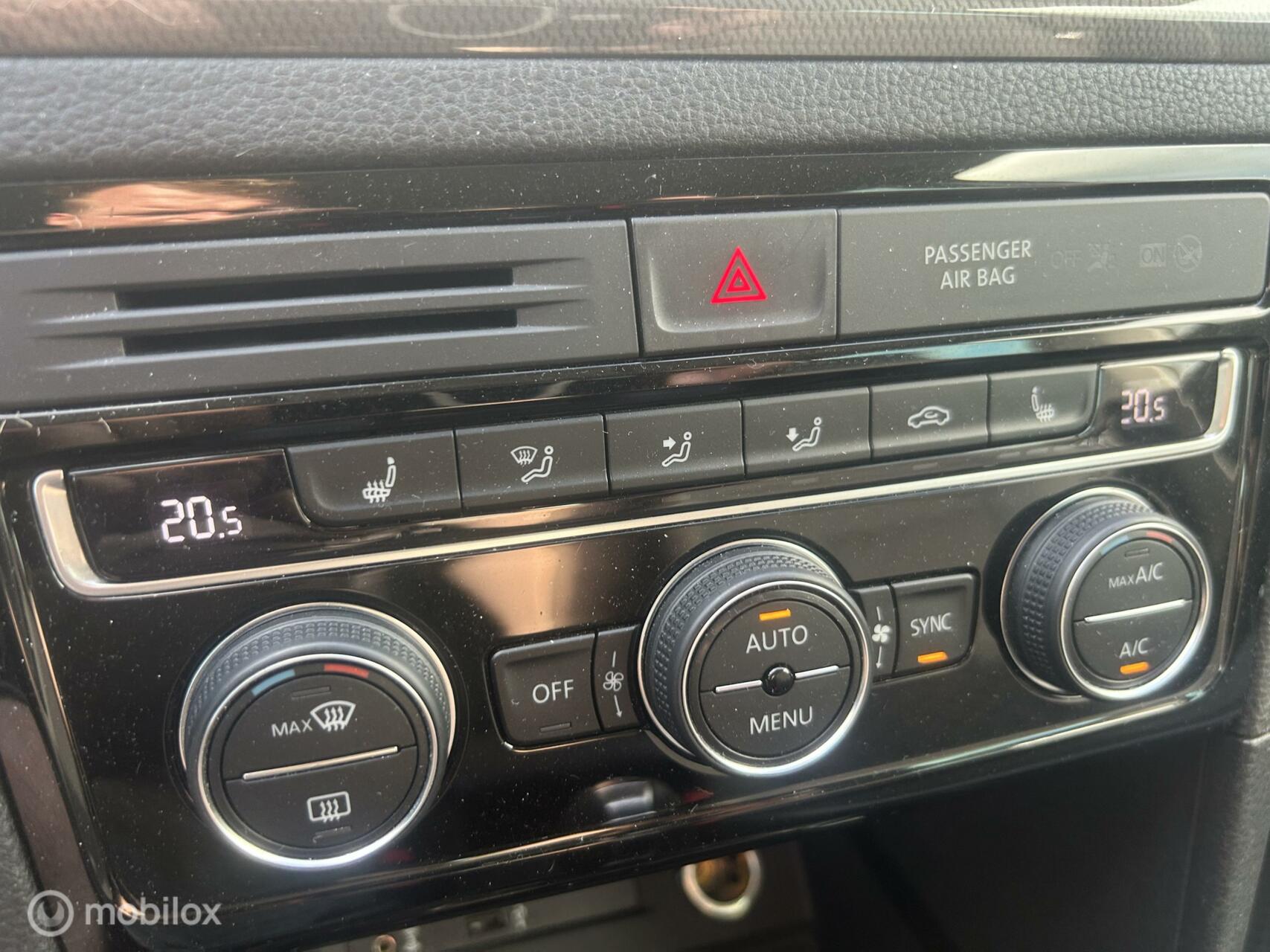 Foto van Volkswagen Golf Sportsvan