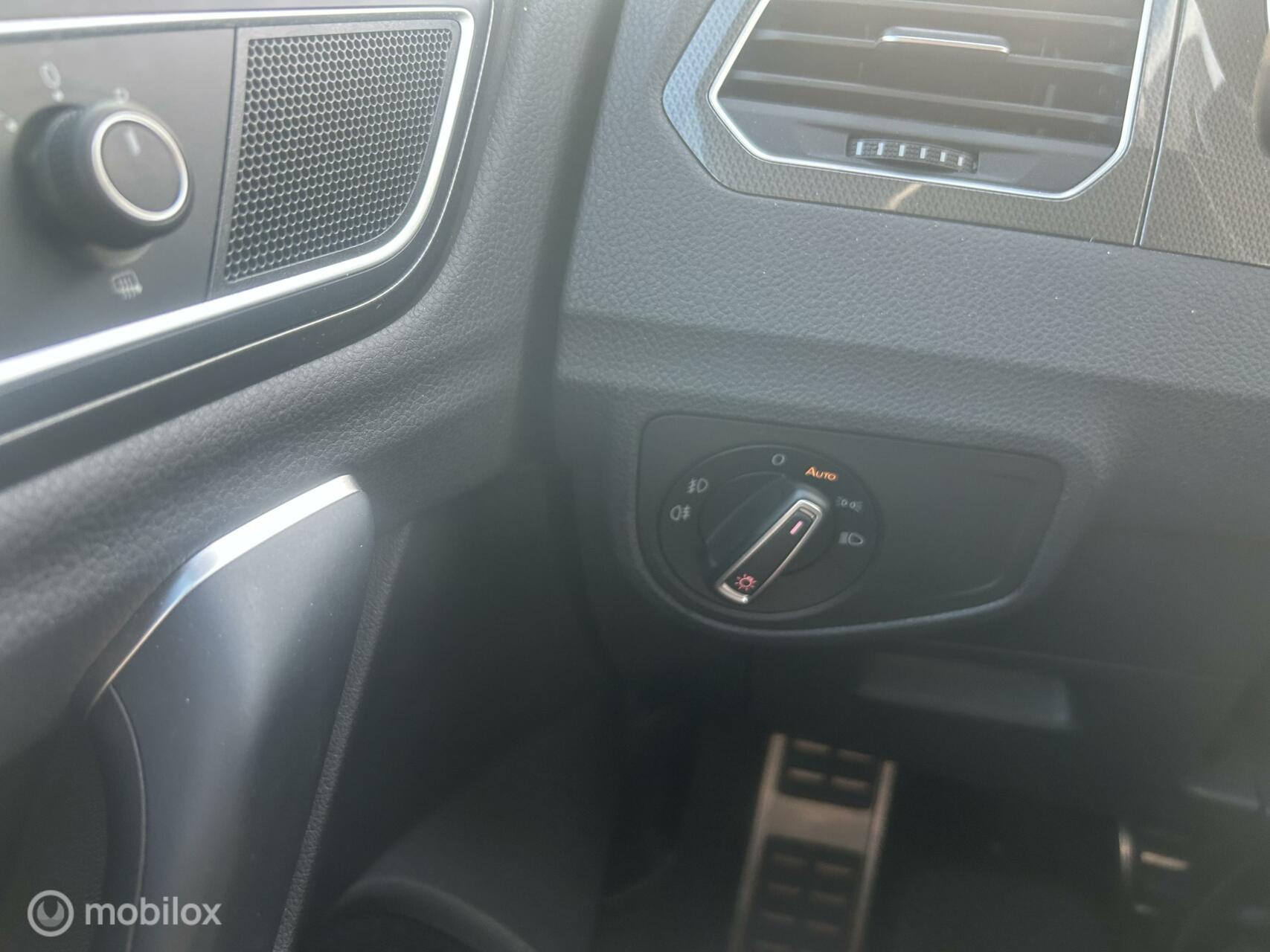 Foto van Volkswagen Golf Sportsvan