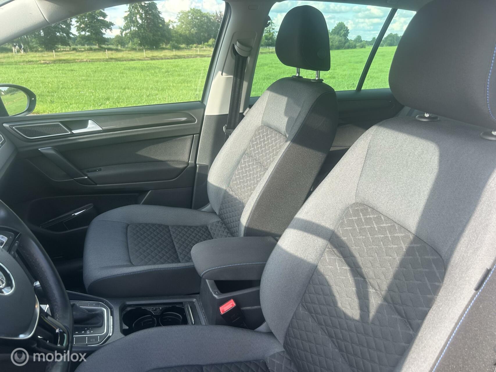 Foto van Volkswagen Golf Sportsvan