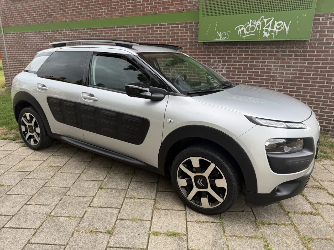 Foto van Citroen C4 Cactus