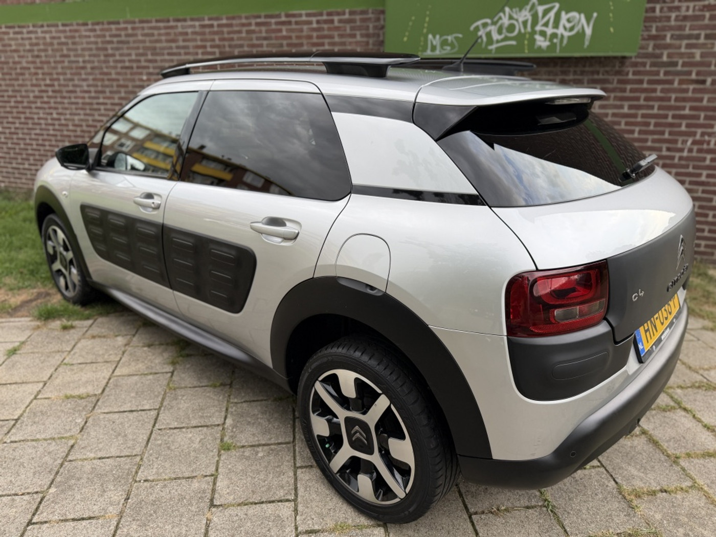 Foto van Citroen C4 Cactus