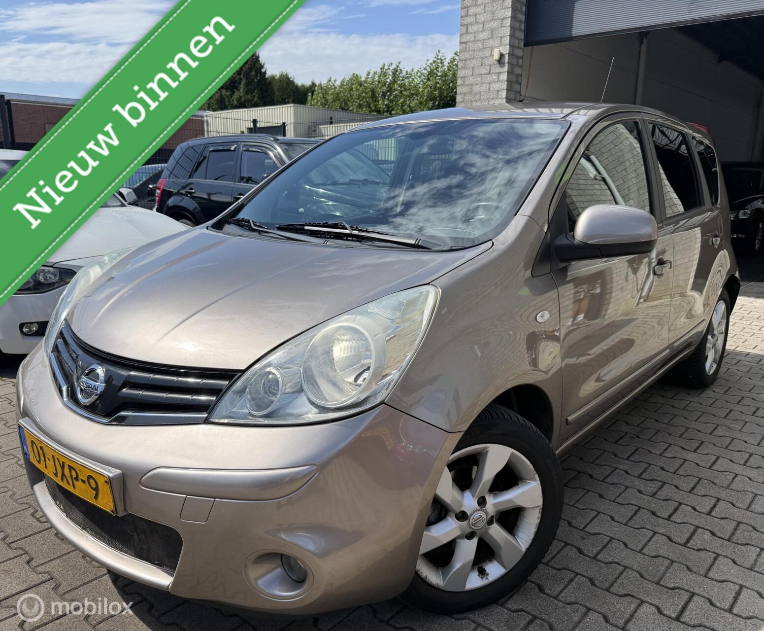 Nissan Nissan Note 1.4 Acenta / BJ 2009 / Facelift / Origineel NL 2009 - voorkant