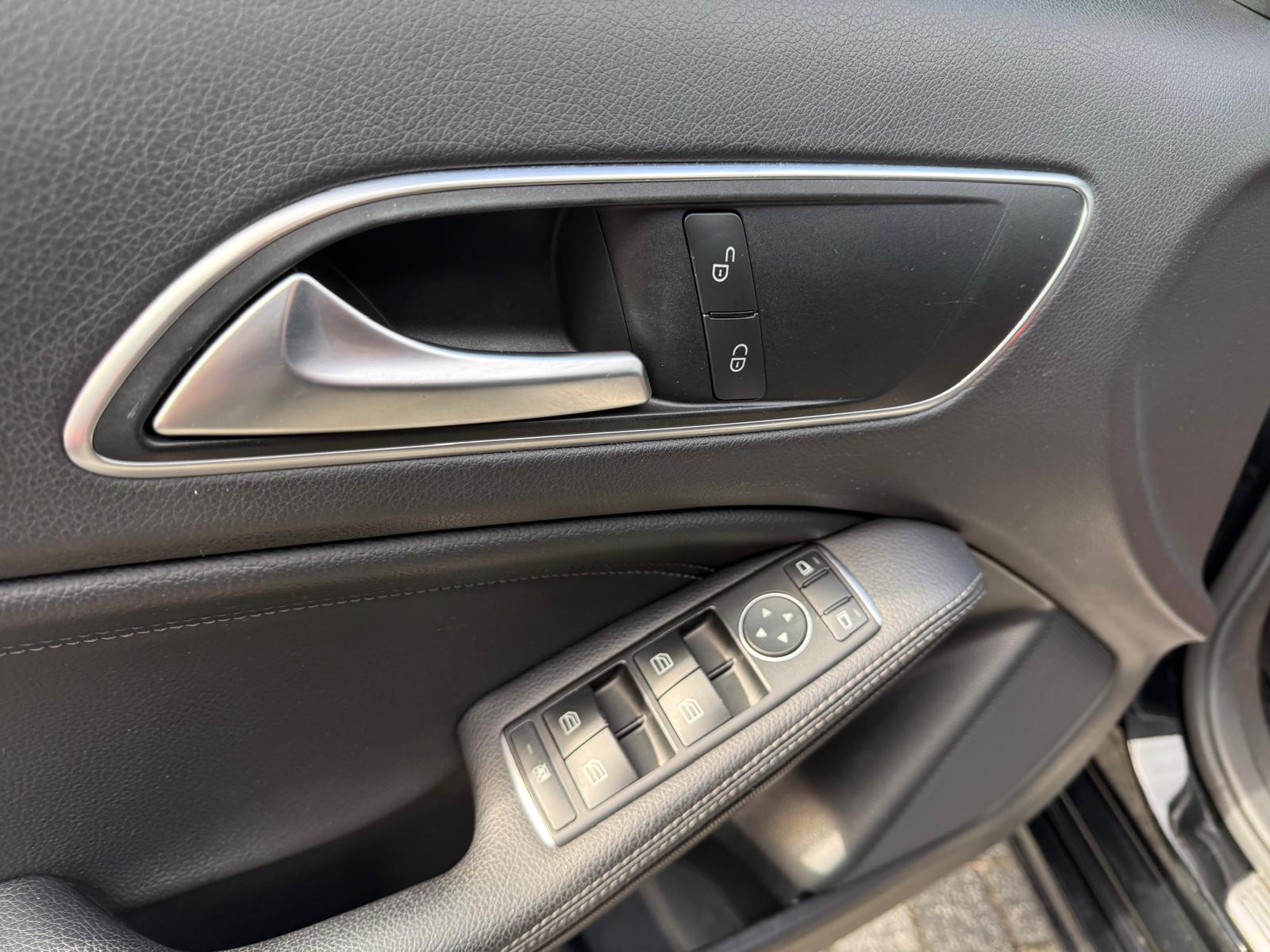 Foto van Mercedes-Benz A 160