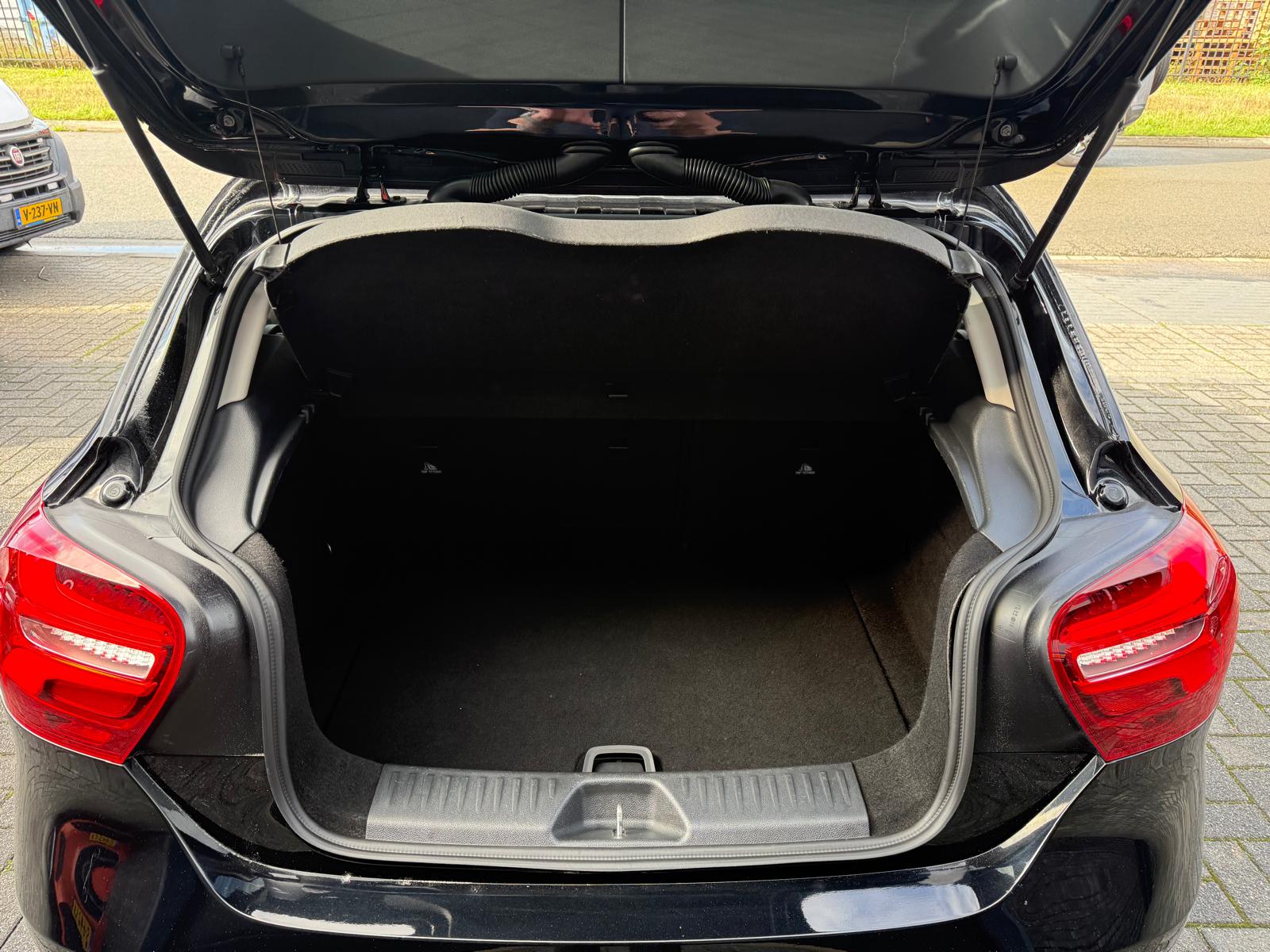 Foto van Mercedes-Benz A 160