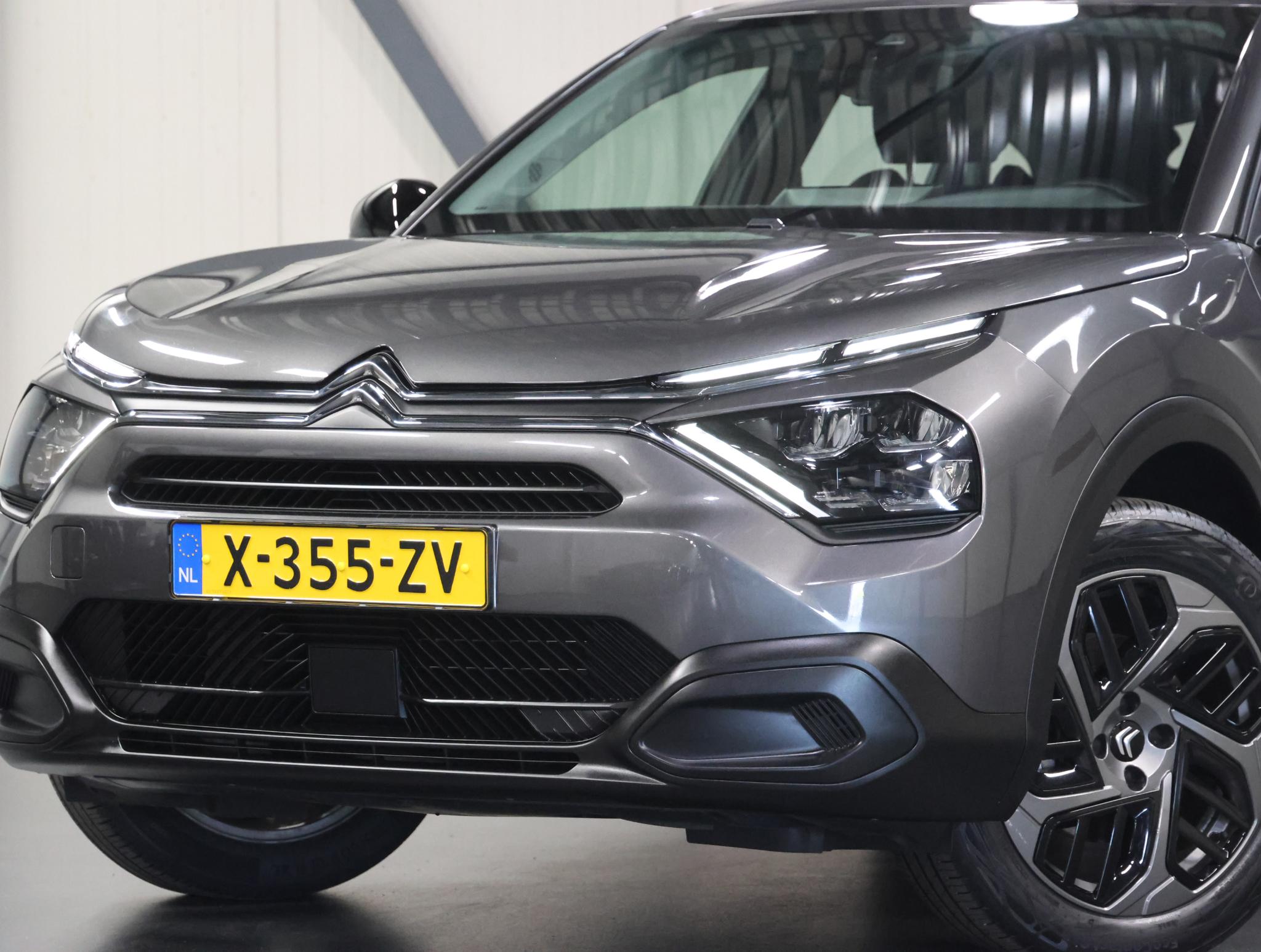 Foto van Citroen E-c4
