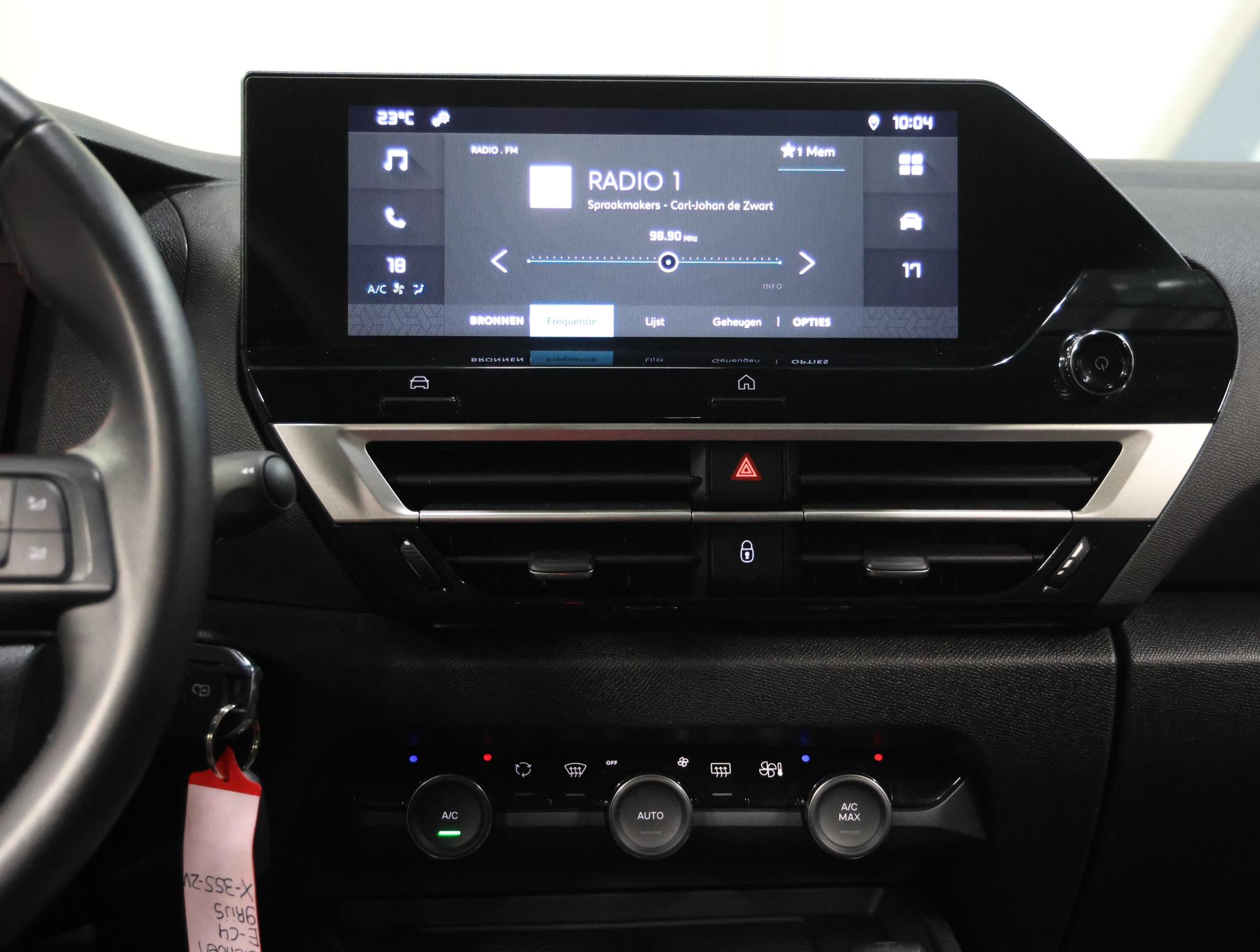 Foto van Citroen E-c4