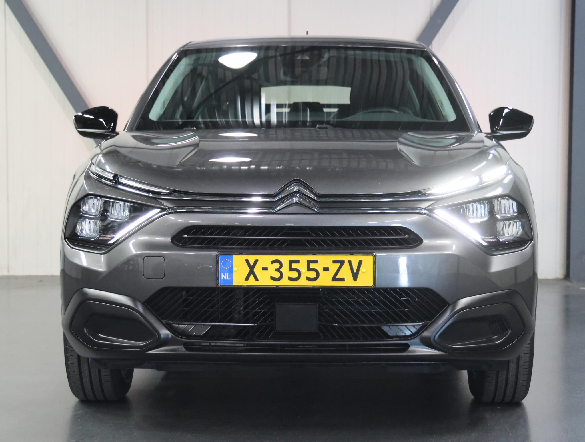 Foto van Citroen E-c4