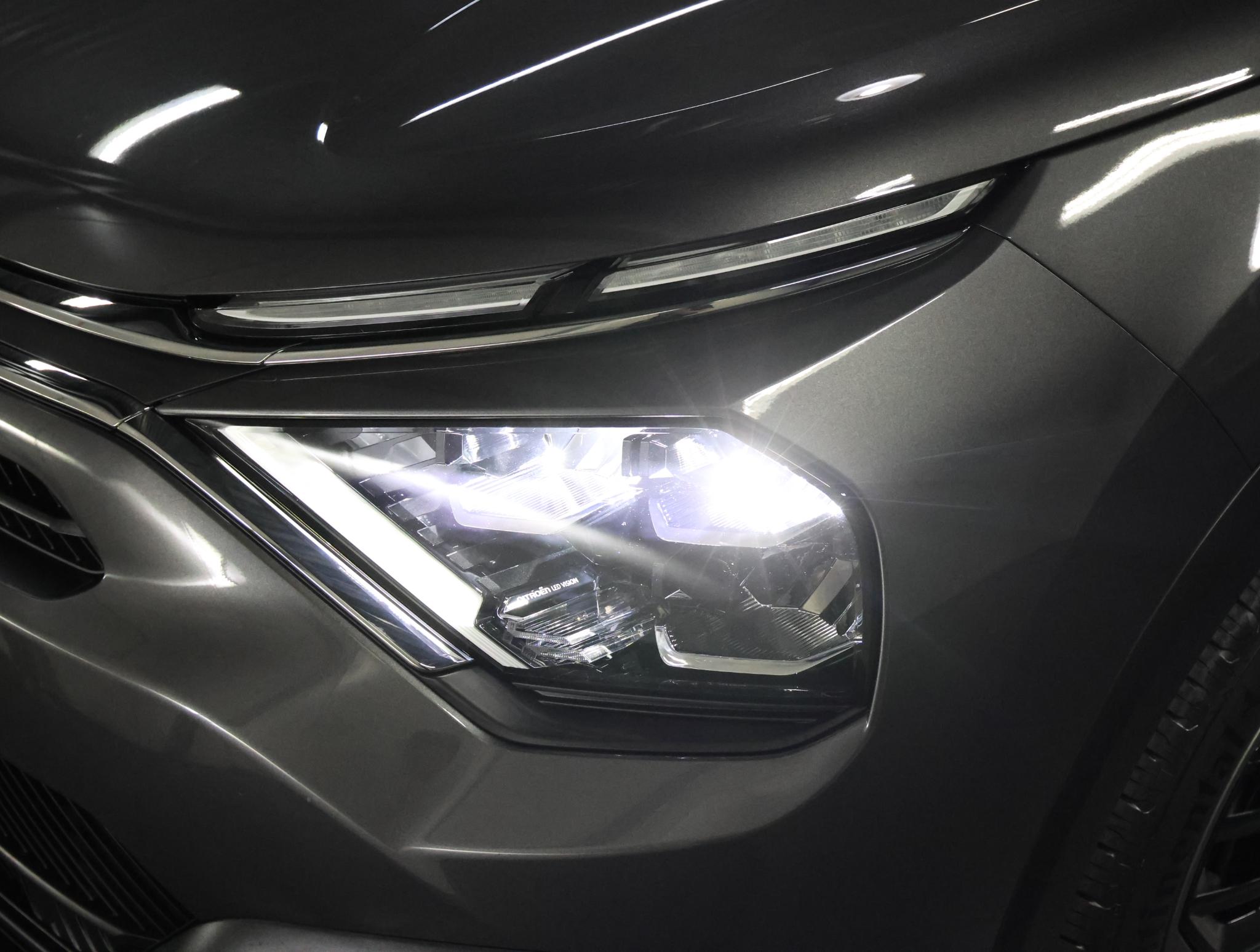 Foto van Citroen E-c4