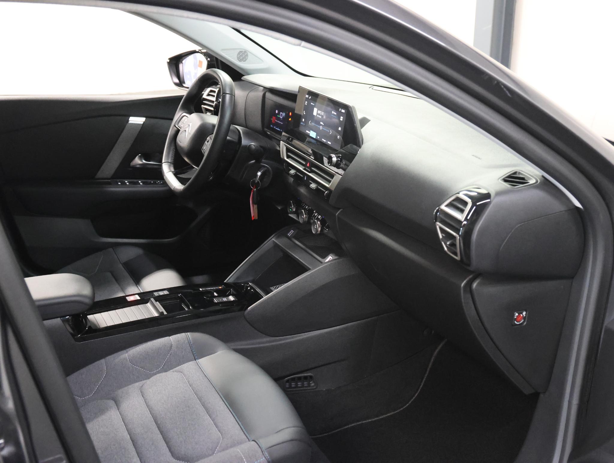 Foto van Citroen E-c4