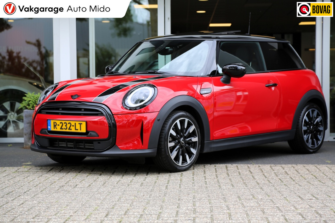 Mini Cooper 1.5 Automaat Cooper Camden Plus Edition | Panorama | NL auto 2022 - voorkant