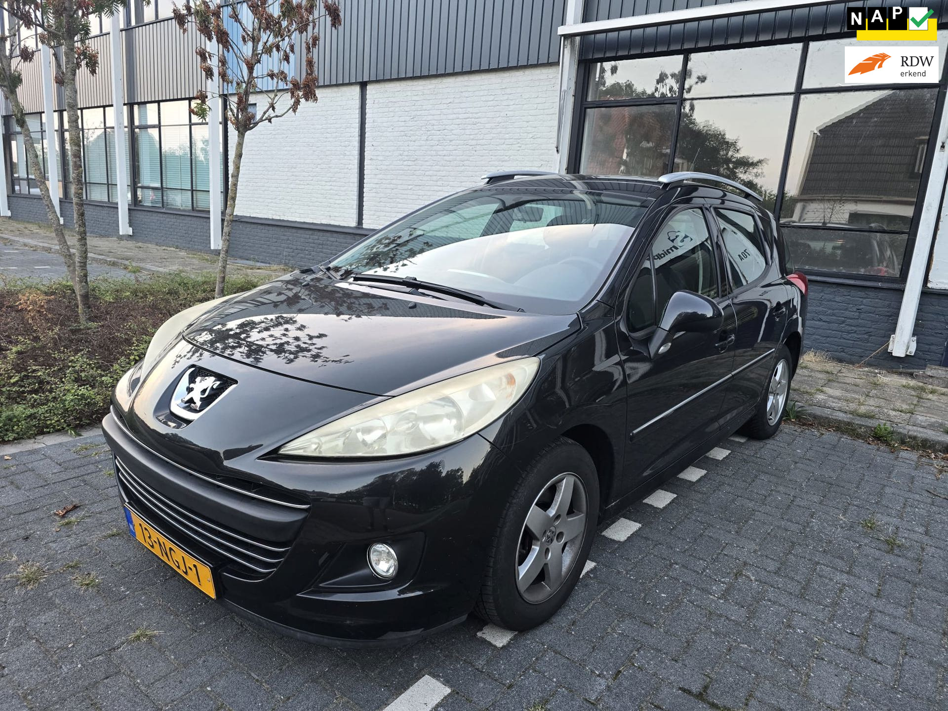 Peugeot 207 1.4 VTi Style Nieuwe Ketting 2010 - voorkant