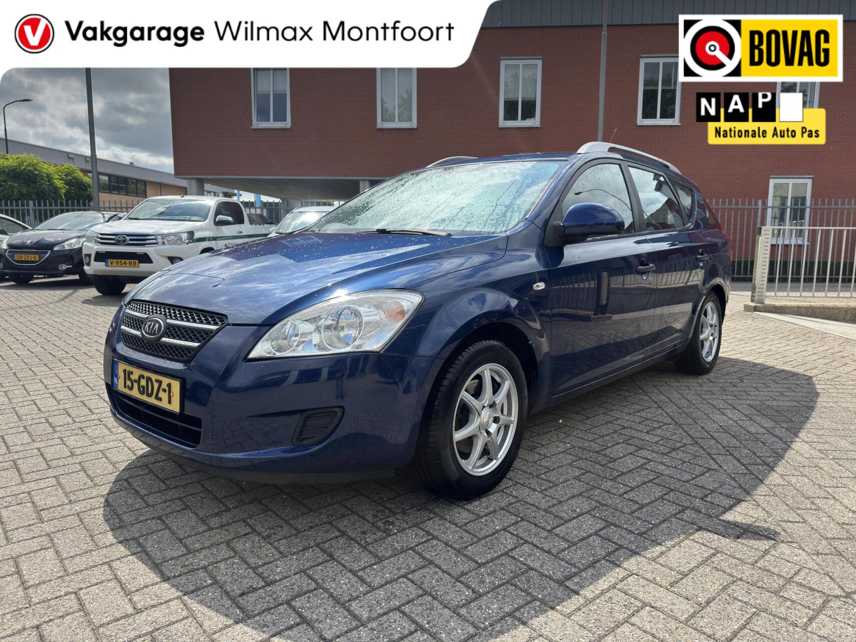 Kia Cee D 1.4 X-tra|Airco|Nieuwe APK|Trekhaak|Elek.spiegels|L.M velgen 2008 - voorkant
